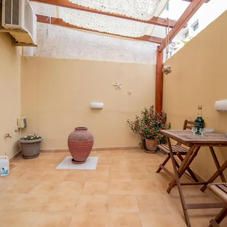 Апартаменты Melissa Naxos Naxos City